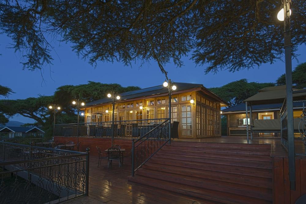 Karibu Camps And Lodges Lions Paw Ngorongoro Karatu Eksteriør billede
