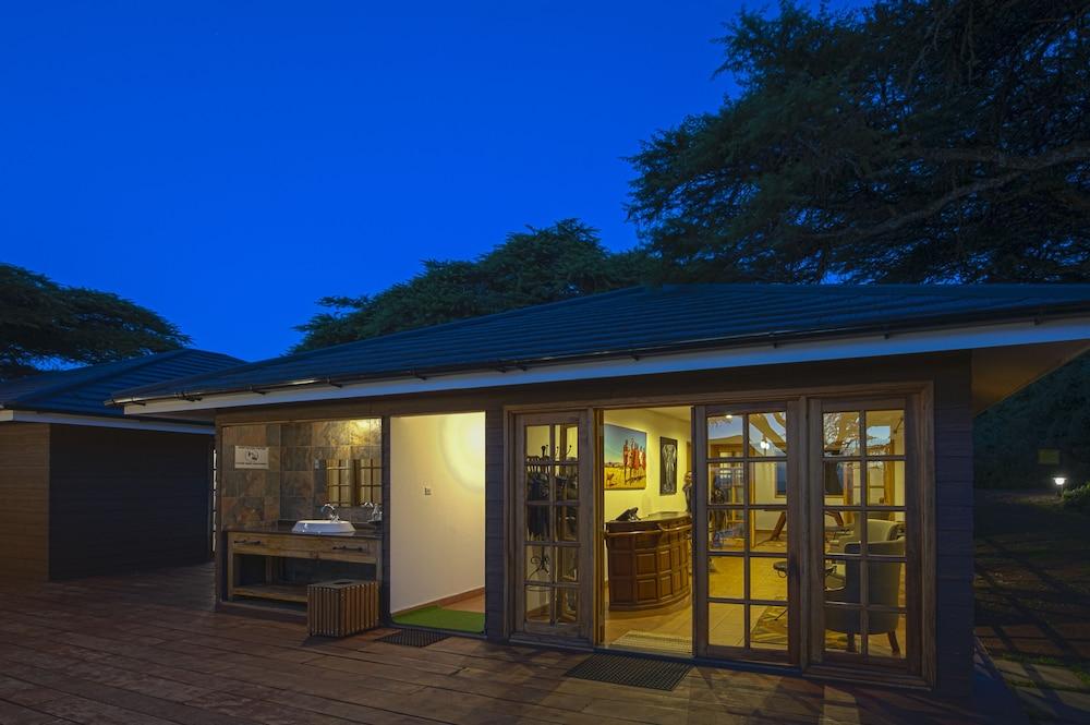 Karibu Camps And Lodges Lions Paw Ngorongoro Karatu Eksteriør billede